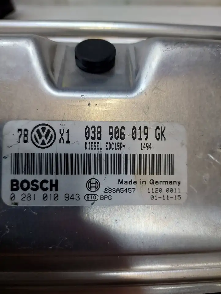 Volkswagen PASSAT B5.5 (2001 - 2005) 038906019GK Блок управления двигателем (ЭБУ) — фото 3