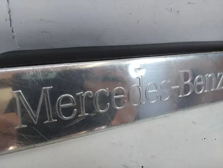Mercedes-Benz S W221 (2005 - 2013) A2216800135 Внутренняя отделка переднего порога — фото 3