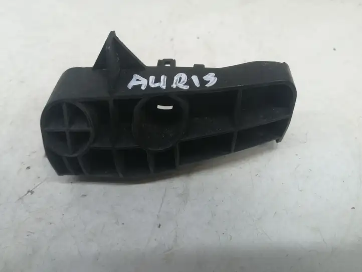 Toyota Auris 150 (2006 - 2012) 5256302030 Кронштейн заднего бампера — фото 1