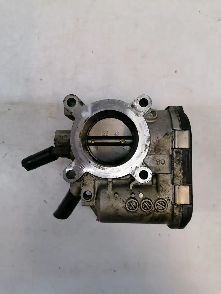 Volkswagen Polo (2001 - 2005) 030133062C Дроссельная заслонка — фото 2