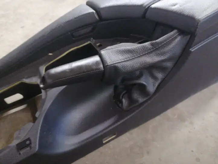 BMW 5 E60 E61 (2004 - 2010) 51167034086 Подлокотник — фото 5