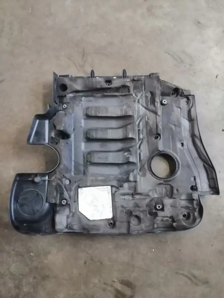 BMW 5 E60 E61 (2004 - 2010) 15194001 Крышка двигателя декоративная — фото 2