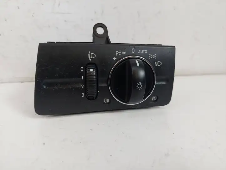 Mercedes-Benz E W211 (2002 - 2009) 2115450604 Включатель фонарей — фото 1