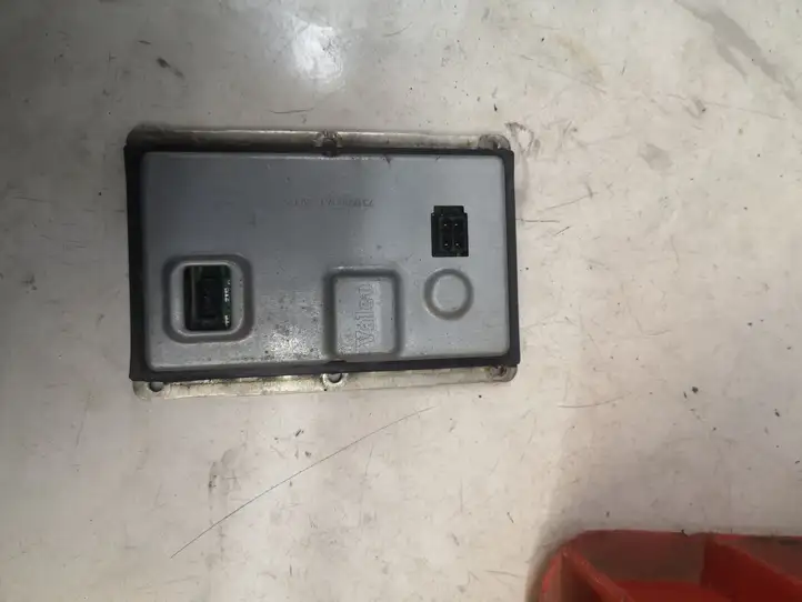 Peugeot 607 (2000 - 2004) 73160087J Блок розжига ксенона — фото 1