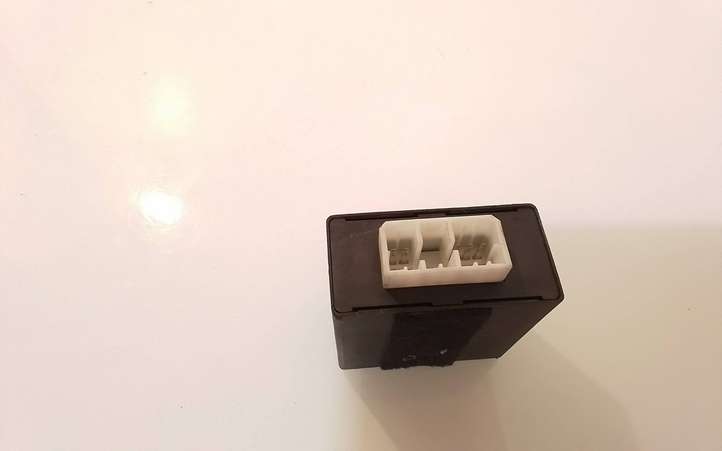 Mercedes-Benz Vaneo W414 (2001 - 2005)  021777 Реле крюка для прицепа