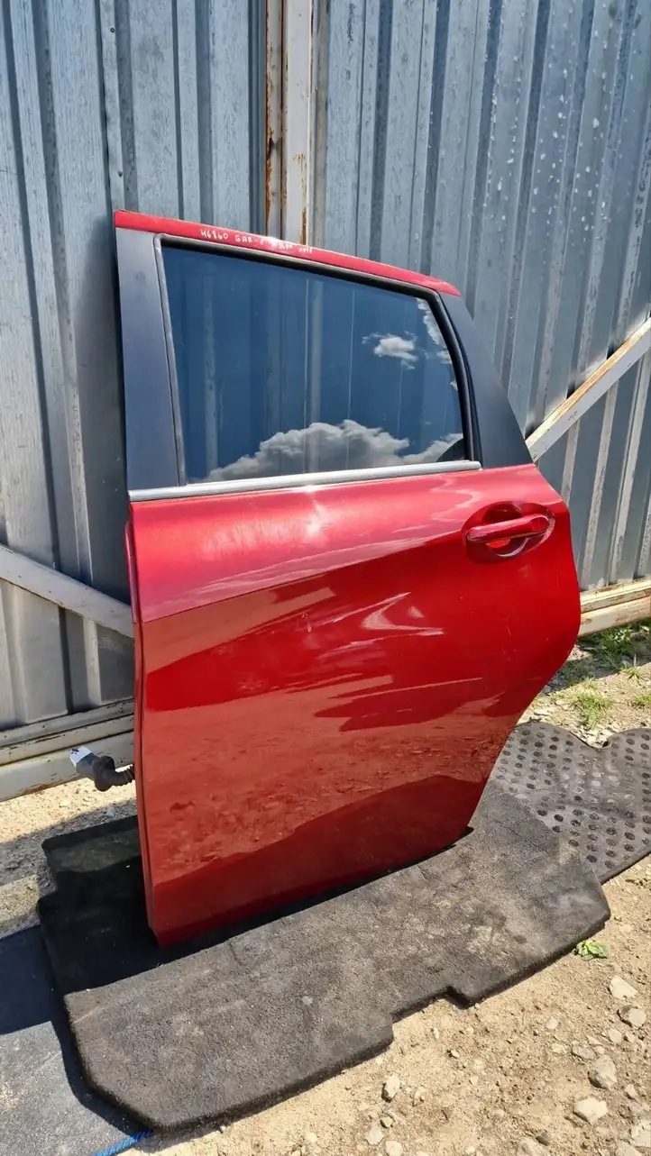 Nissan Note (E12) (2014 - 2018) Задняя дверь — фото 2