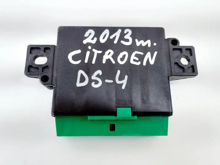 Citroen DS4 (2010 - 2016) 9800410080 Блок управления парктрониками — фото 3