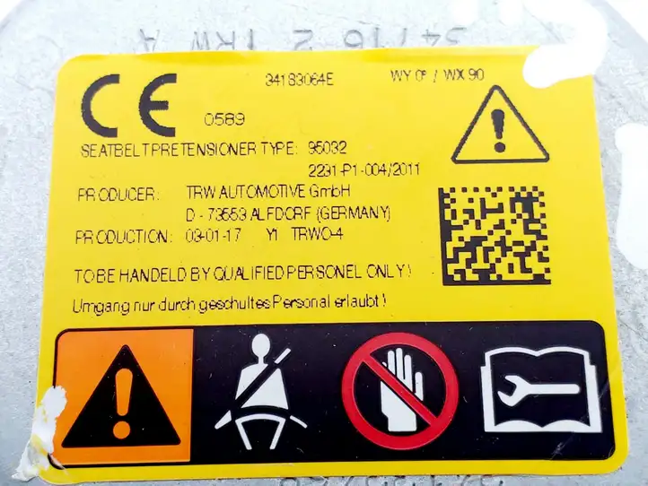 Opel Astra K (2015 - 2020) 39043715 Задний ремень безопасности — фото 5