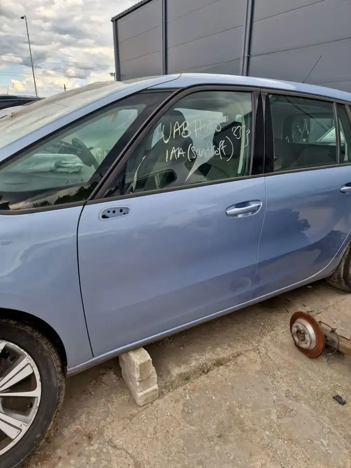 Citroen C4 Grand Picasso (2013 - 2016) Дверь — фото 1