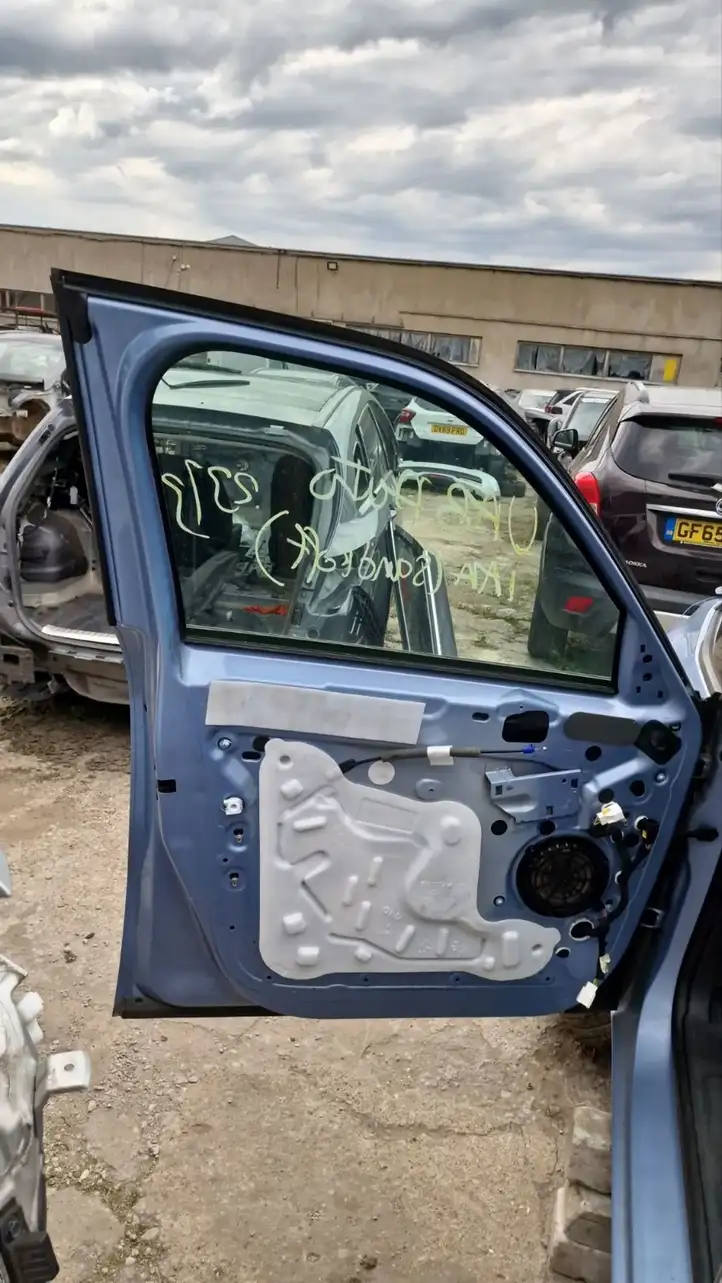 Citroen C4 Grand Picasso (2013 - 2016) Дверь — фото 2