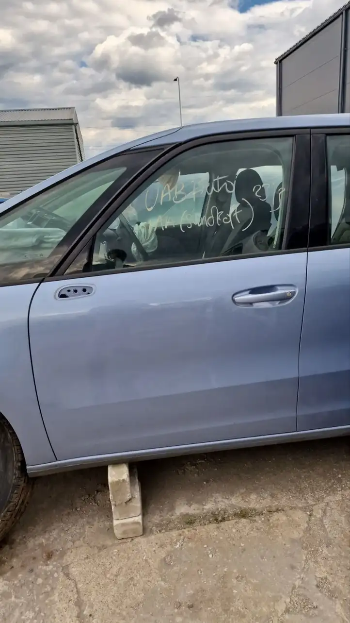Citroen C4 Grand Picasso (2013 - 2016) Дверь — фото 3