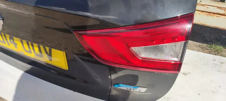 Nissan Qashqai (2013 - 2017) Крышка багажника — фото 4