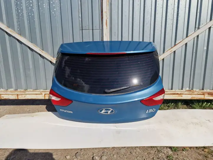 Hyundai i30 (2012 - 2015) Крышка багажника — фото 1