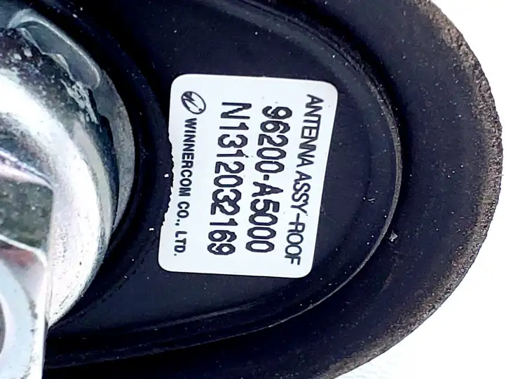 Hyundai i30 (2012 - 2015) 96200A5000 GPS антенна — фото 4