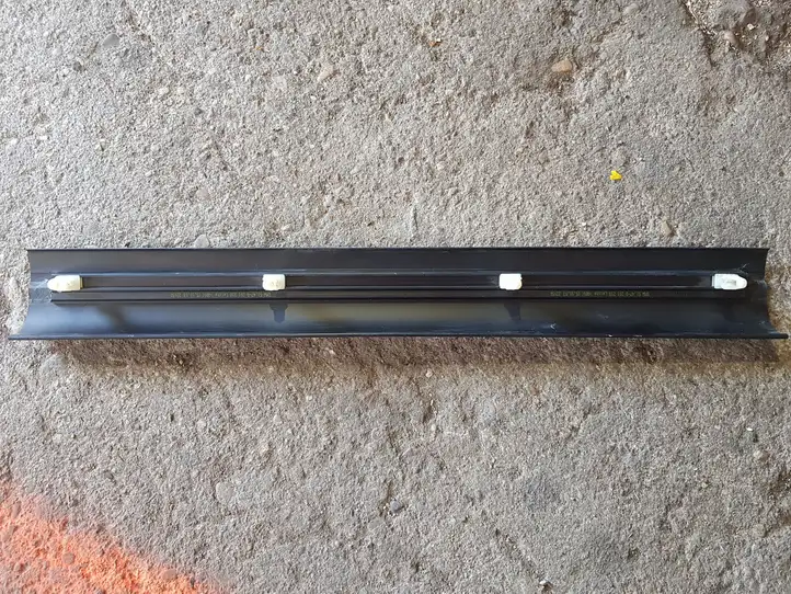 BMW 3 E46 (1998 - 2005) 51478201218 Внутренняя отделка переднего порога — фото 3