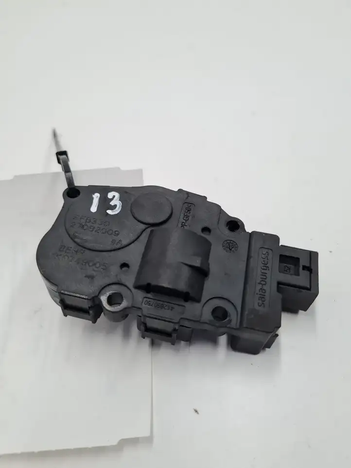 Audi A5 8T 8F (2007 - 2011) 412650750 Двигатель задвижки потока воздуха — фото 1