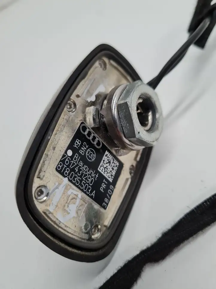 Audi A5 8T 8F (2007 - 2011) 8T8035503A GPS антенна — фото 3