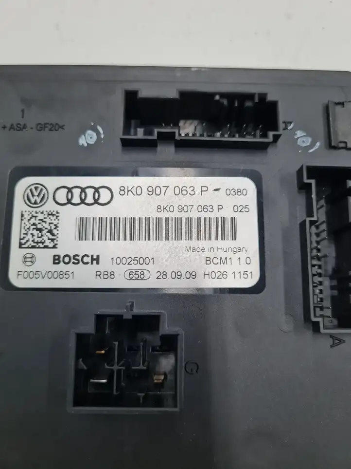 Audi A5 8T 8F (2007 - 2011) 8K0907063P Модуль комфорта — фото 2