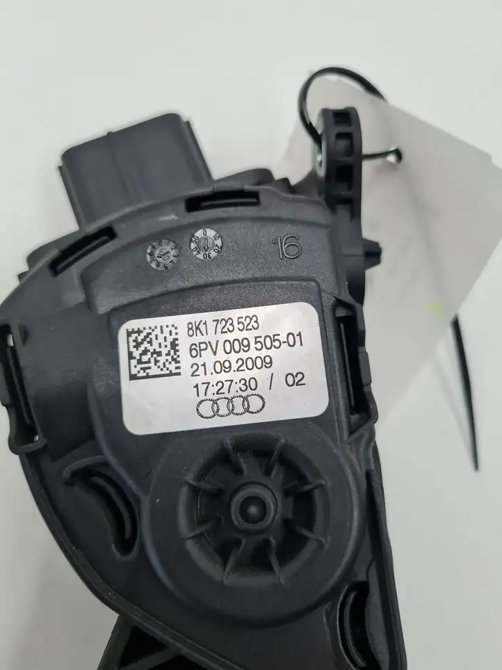 Audi A5 8T 8F (2007 - 2011) 8K1723523 Педаль акселератора — фото 2