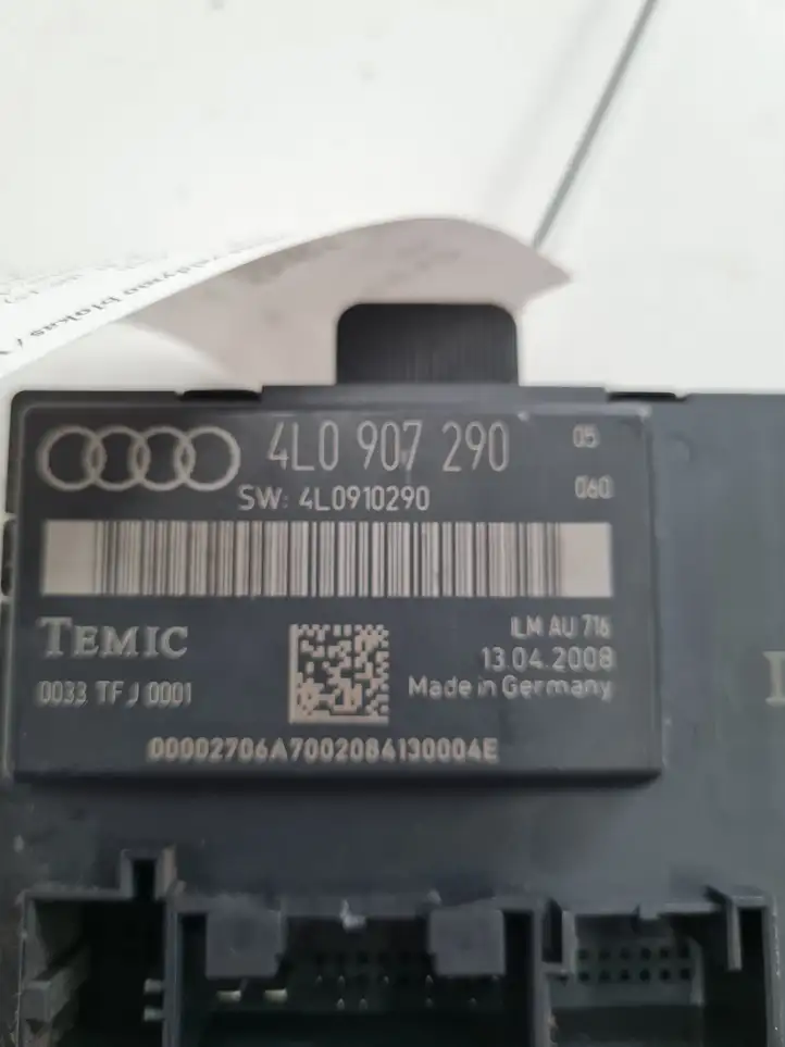Audi Q7 4L (2005 - 2009) 4L0907290 Блок управления дверью — фото 2