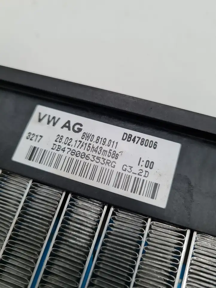Audi A4 S4 B9 (2015 - 2019) 8W0819011 Электрический отопитель салона — фото 3