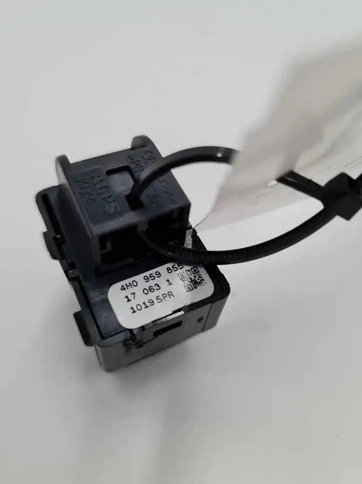 Audi A4 S4 B9 (2015 - 2019) 4M0959855 Кнопка стеклоподъемников — фото 3