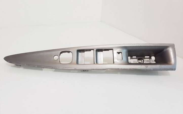 Mazda 2 (2003 - 2007)  3M71A24185C Отделка кнопок стеклоподъемника 