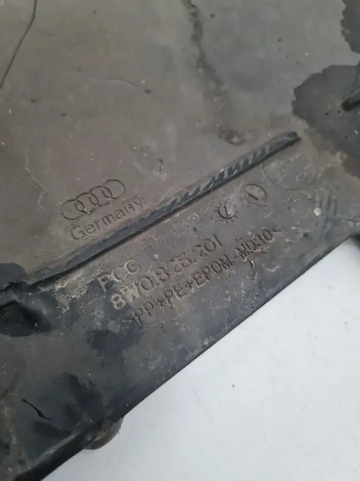 Audi A4 S4 B9 (2015 - 2019) 8W0825201 Защита днища — фото 2