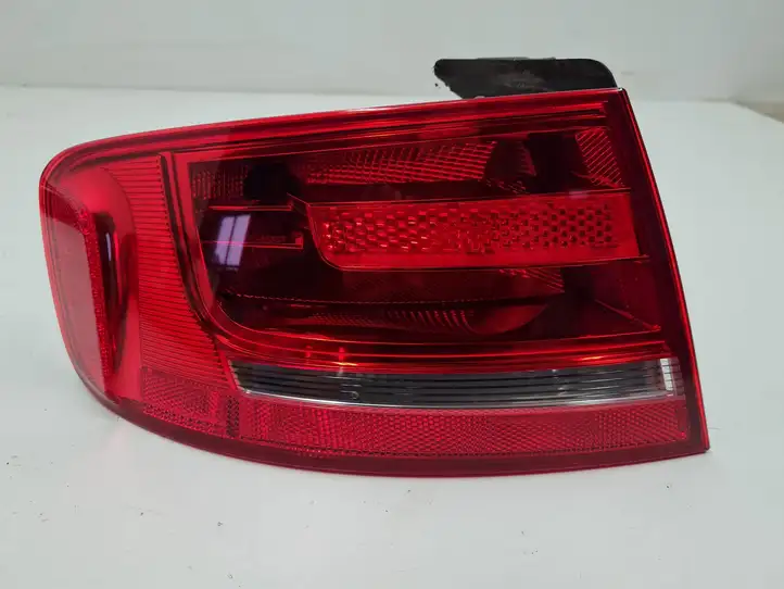 Audi A4 S4 B8 8K (2007 - 2011) 8K5945095D Задний фонарь в кузове — фото 1