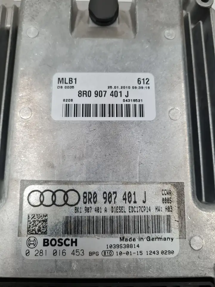 Audi A5 8T 8F (2007 - 2011) 8R0907401J Блок управления двигателем (ЭБУ) — фото 3