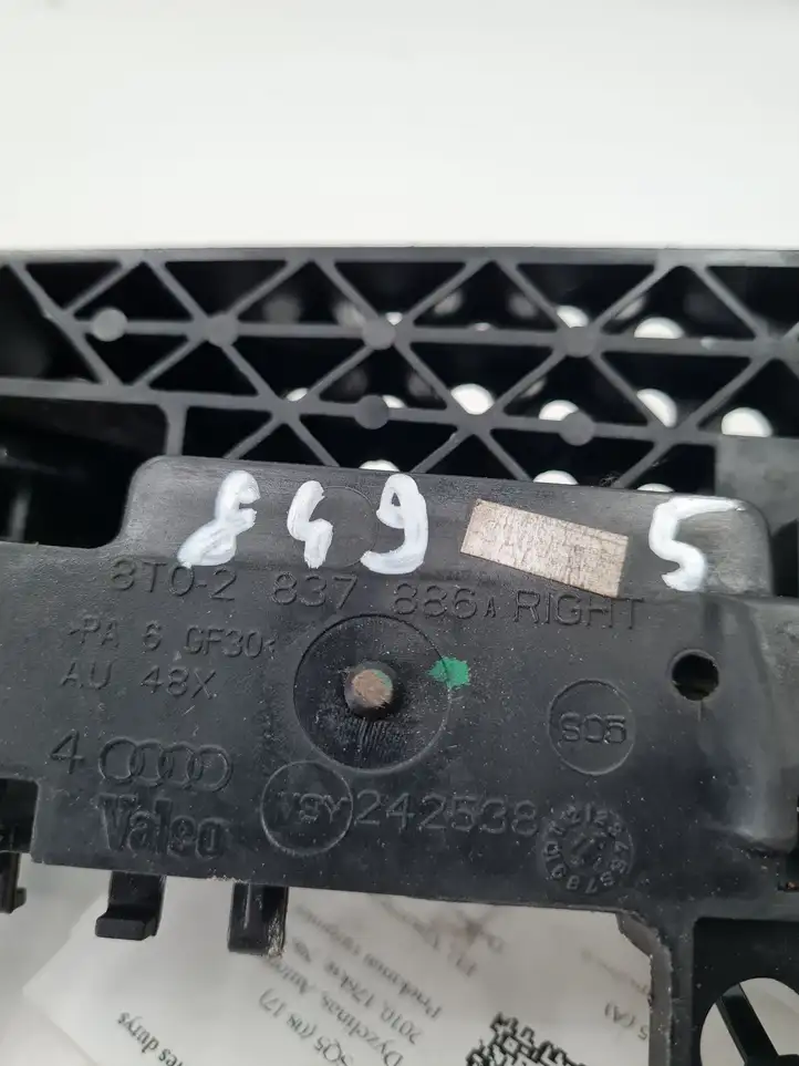 Audi Q5 SQ5 (2008 - 2012) 8T0837886A Наружная ручка задней двери — фото 3