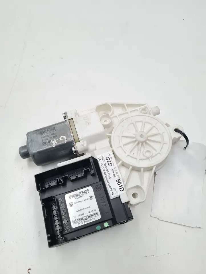 Audi A3/S3 8P (2004 - 2008) 8P4959801D Стеклоподъемник задней двери — фото 1