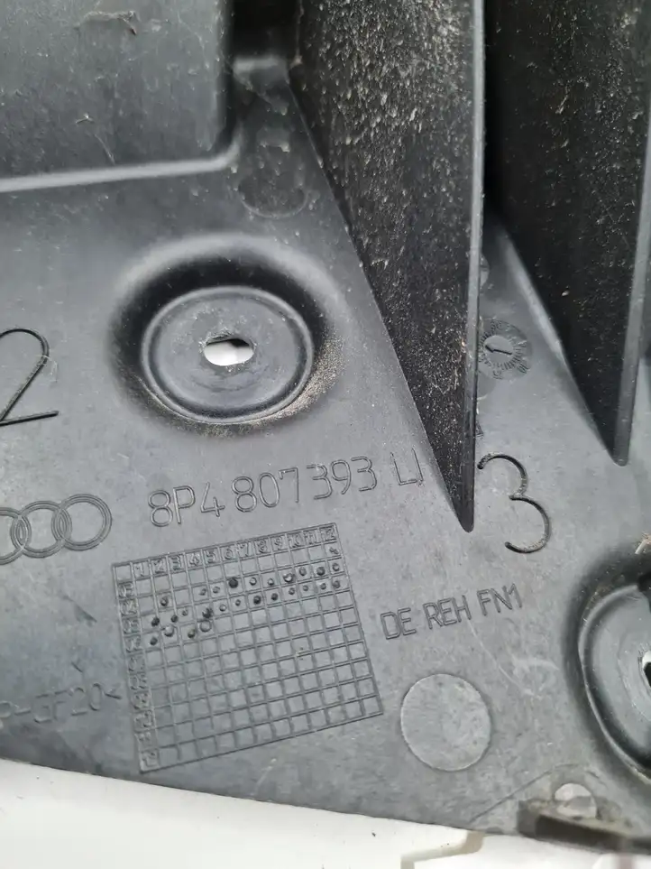 Audi A3/S3 8P (2004 - 2008) 8P4807393 Кронштейн заднего бампера — фото 2