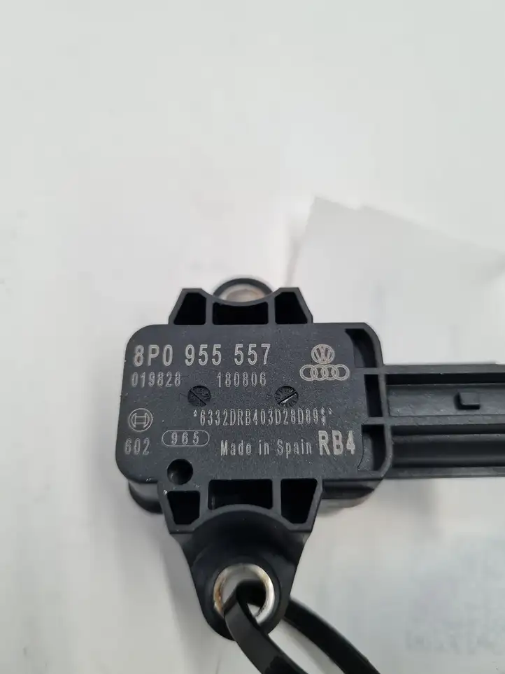 Audi A4 S4 B7 8E 8H (2004 - 2009) 8P0955557 Датчик удара SRS — фото 2