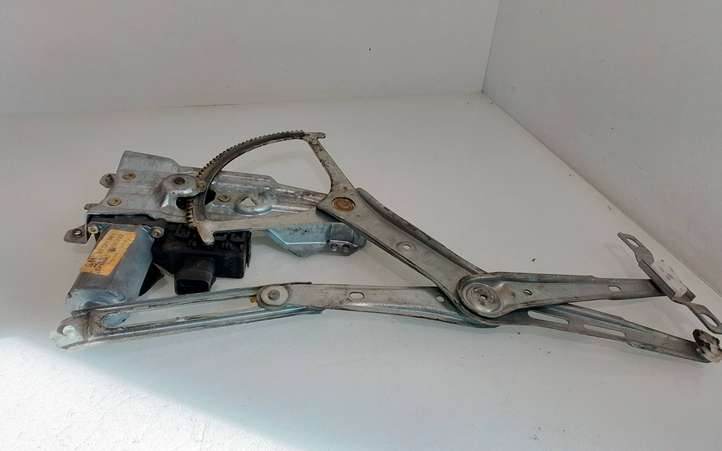 Opel Astra (1998 - 2004)  90521881 электродвигатель переднего стеклоподъемника
