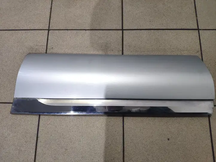 Volkswagen Touareg II (2010 - 2018) 7P6854949A Молдинги задней двери — фото 1