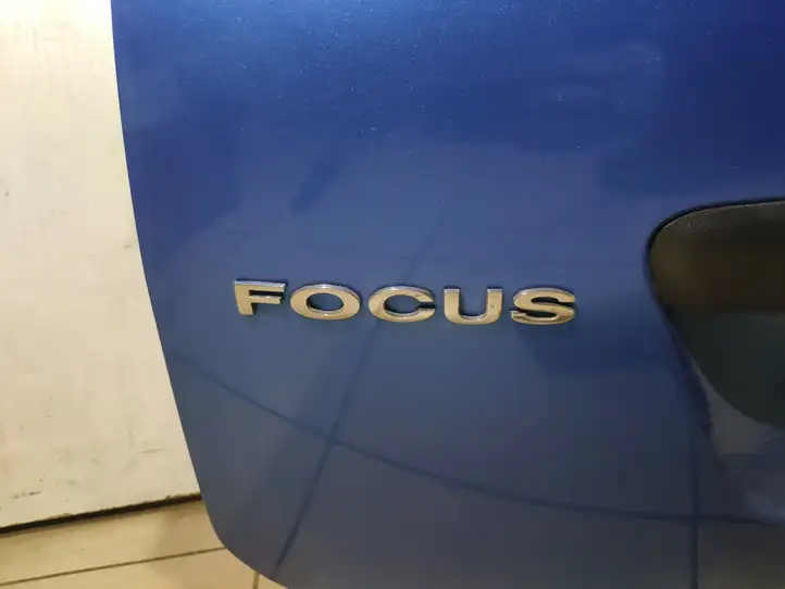 Ford Focus (2005 - 2008) 4M51A431F78AD Крышка багажника — фото 11