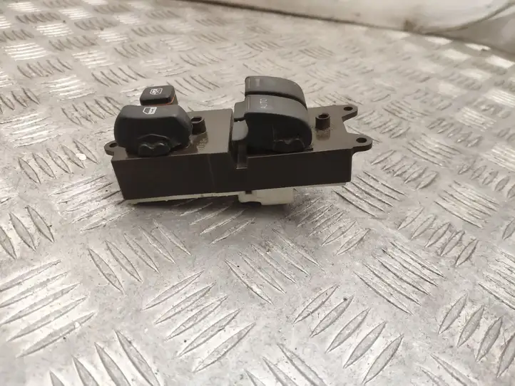 Toyota Yaris (2003 - 2005) 0113G96 Блок кнопок стеклоподъемников — фото 2