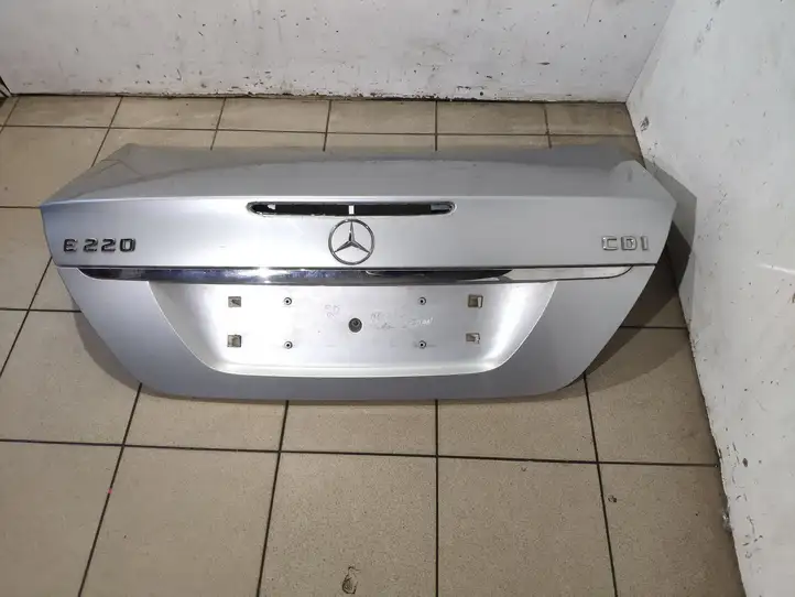 Mercedes-Benz E W211 (2002 - 2009) Крышка багажника — фото 1