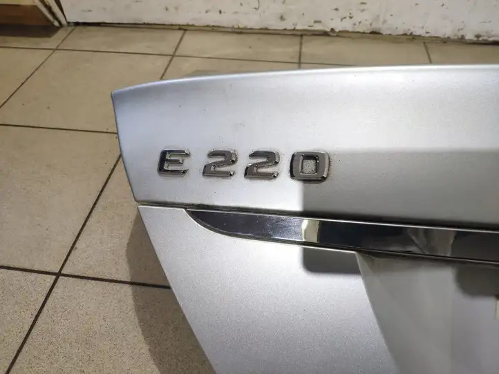 Mercedes-Benz E W211 (2002 - 2009) Крышка багажника — фото 9