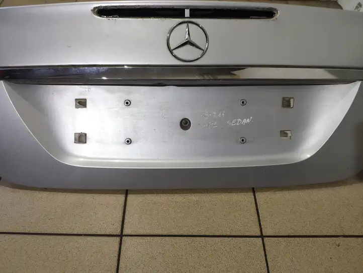 Mercedes-Benz E W211 (2002 - 2009) Крышка багажника — фото 10