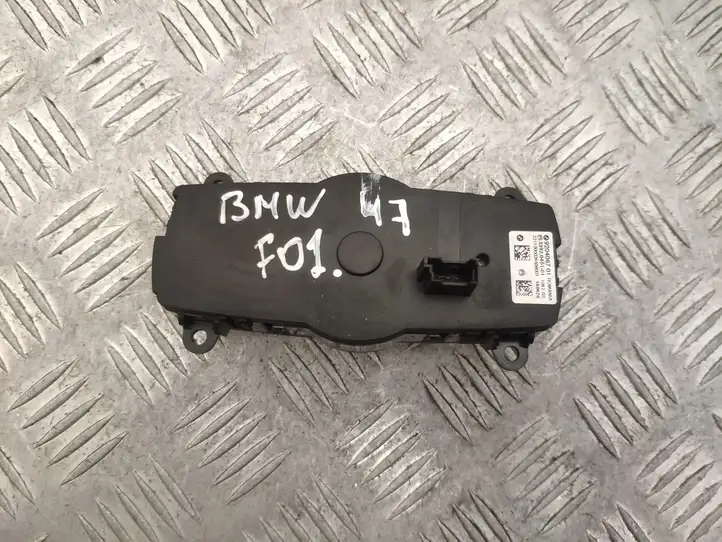 BMW 7 F01 (2008 - 2016) 9204067 Включатель фонарей — фото 3