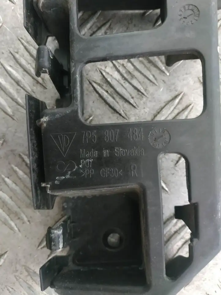 Porsche Cayenne (92A) (2011 - 2017) 7P5807484 Кронштейн заднего бампера — фото 5