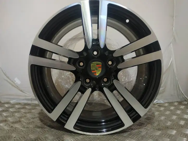 Porsche Panamera (970) (2009 - 2013) Легкосплавный колесный диск R19 — фото 1