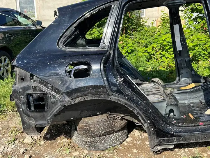 Porsche Cayenne (92A) (2011 - 2017) Задняя четверть — фото 2