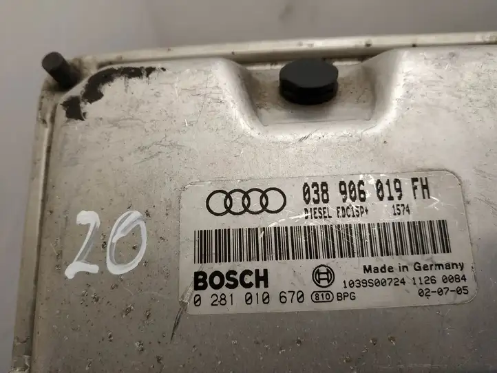 Audi A3/S3 8L (1996 - 2000) 038906019FH Блок управления двигателем (ЭБУ) — фото 6