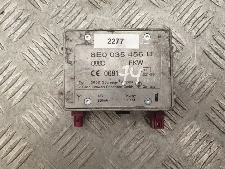 Audi A6 S6 C6 4F (2004 - 2008) 8E0035456D Усилитель антенны — фото 1