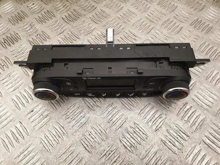 Kia Ceed (2012 - 2015) 97250A2200 Управление климат контролем — фото 2