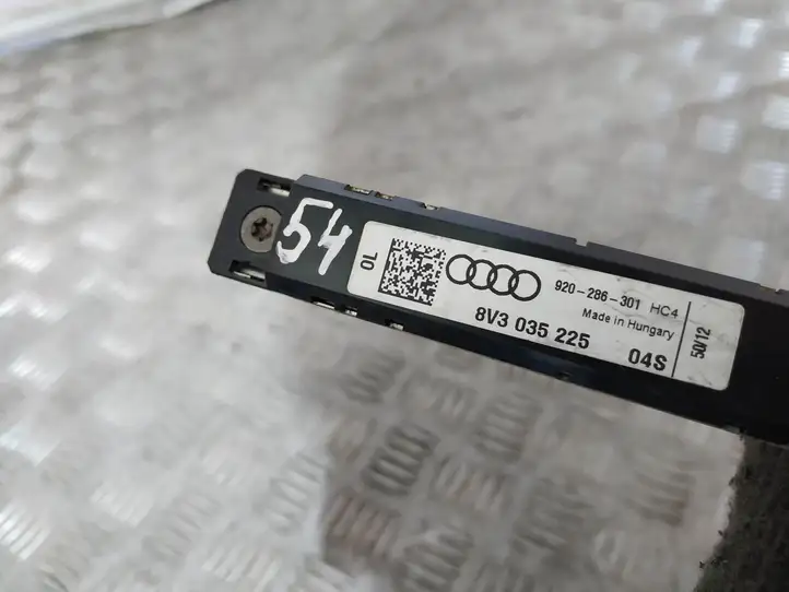 Audi A3/S3 8V (2012 - 2016) 8V3035225 Усилитель антенны — фото 5