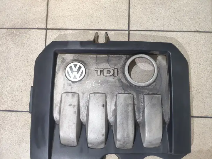 Volkswagen Golf V (2003 - 2009) 03G103925AA Крышка двигателя декоративная — фото 4